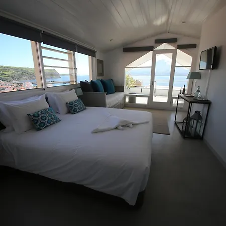 Manta Ray 3* Horta (Azores)
