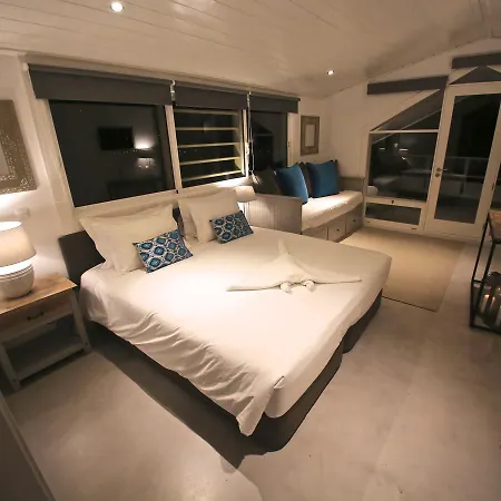 Bed & Breakfast Manta Ray 3*
