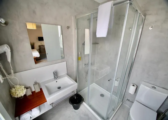 Manta Ray Bed & Breakfast 3*