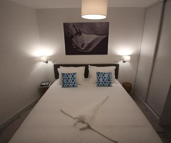 Manta Ray Bed & Breakfast 3*