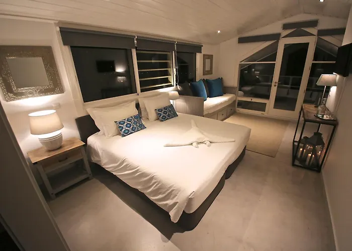 Bed & Breakfast Manta Ray 3*